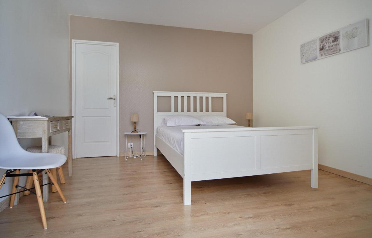 Le Carre Saint Pierre - Chambres D'Hotes Marey-les-Fussey Εξωτερικό φωτογραφία