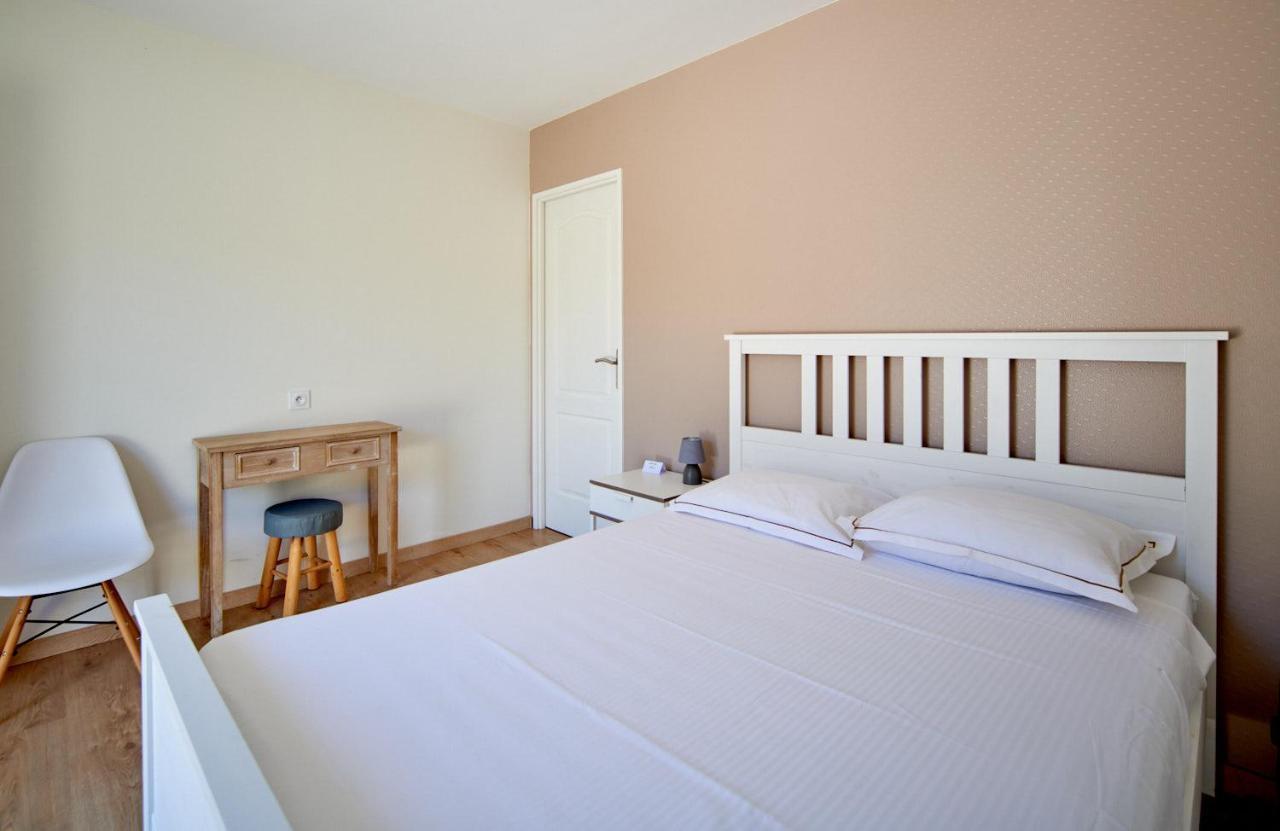 Le Carre Saint Pierre - Chambres D'Hotes Marey-les-Fussey Εξωτερικό φωτογραφία