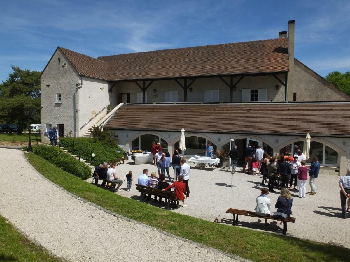 Le Carre Saint Pierre - Chambres D'Hotes Marey-les-Fussey Εξωτερικό φωτογραφία